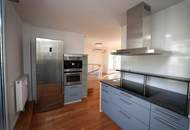 KEINE SCHRÄGEN !!! - Die Wohnfläche ist voll nutzbar + 1 Gartenterrasse (ca. 100 m²) + 5 Terrassen (ca. 50 m²) + 1 Garagenplatz im Eigentum
