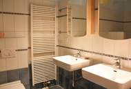 "Familienwohnung mit Schwimmbiotop und Garage!"