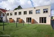 STADT KÜSST LAND - Neu errichtete Reihenhäuser - 4-5 Zimmer, Eigengarten, Terrasse, Photovoltaik, Wärmepumpe und KFZ-Stellplatz am ländlichen Stadtrand