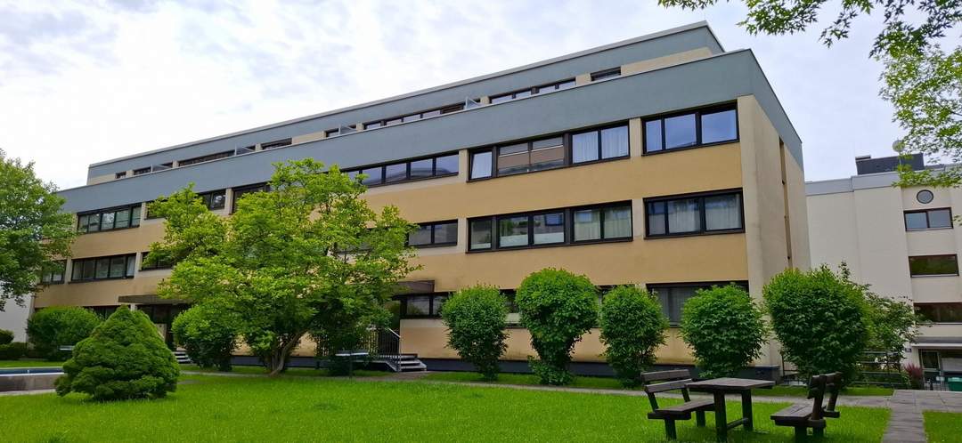 Rarität: 5.Zi.-Dachterrassen-Maisonettewohnung mit Bergblick u. TG Abstellplatz