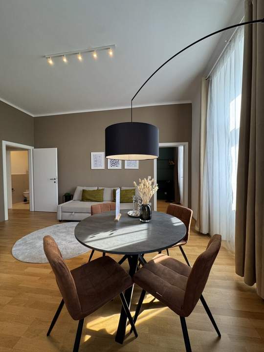 Attraktive, vollmöblierte 2-Zimmerwohnung in ausgezeichneter Lage in Wien-Meidling