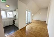Moderne Dachgeschosswohnung mit großer Terrasse nahe Arthaberplatz in ruhiger Seitengasse! Hohe Decken und Traumbad mit Fenster