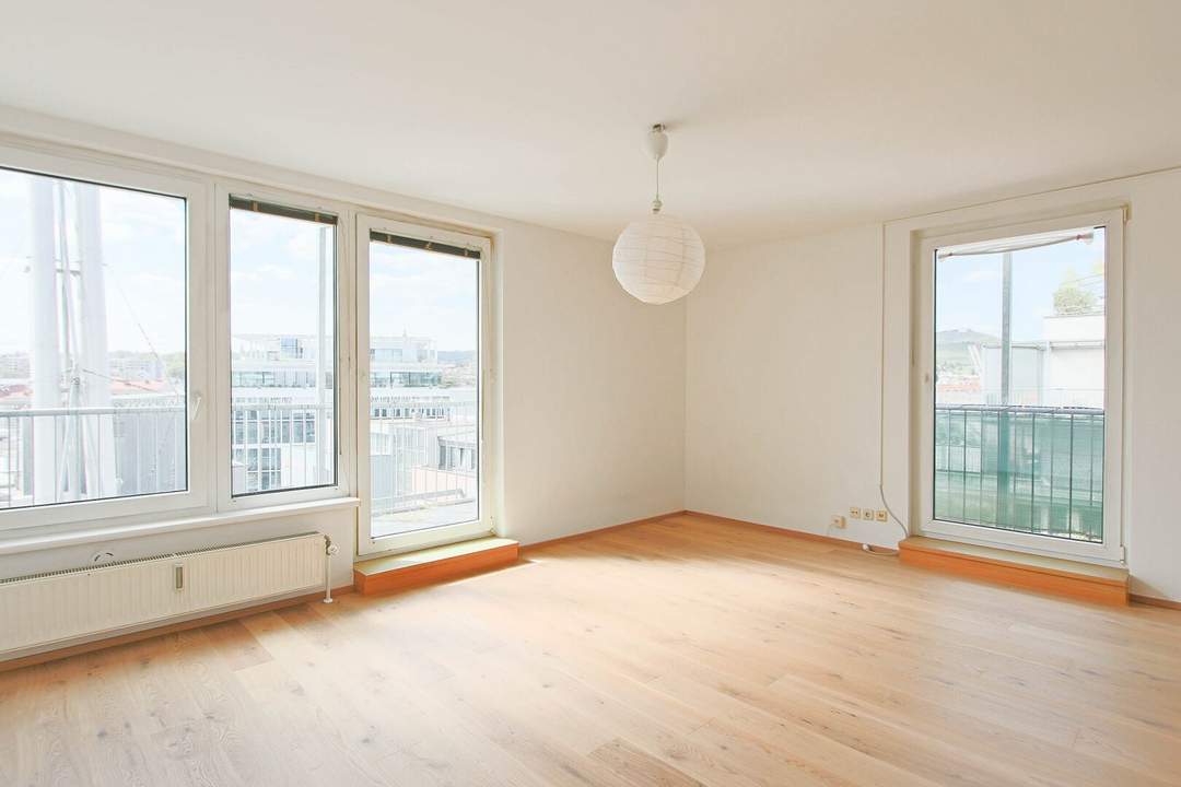 Helle und moderne 2-Zimmer Wohnung mit großer Loggia und Fernblick!