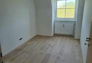 15493 - Exklusiv GENERALSANIERTE 4 Zimmer Wohnung