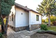 Charmantes Einfamilienhaus mit idyllischem Garten !