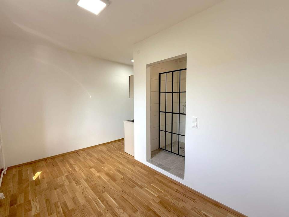 Frisch renovierte Kleinwohnung mit Stellplatz in Zeltweg