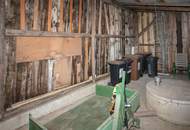 Kleines Haus mit Nebengebäude