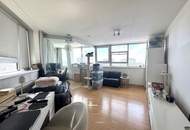 Familienwohnung im 9. Stock beim Gasometer