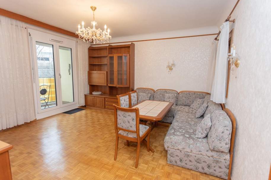 Adaptierungsbedürftige Balkon-Wohnung beim Arsenal, Wohnung-kauf, 189.000,€, 1110 Wien 11., Simmering