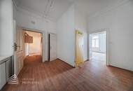 Renovierungsbedürftige 4,5-Zimmer Wohnung in zentraler Lage
