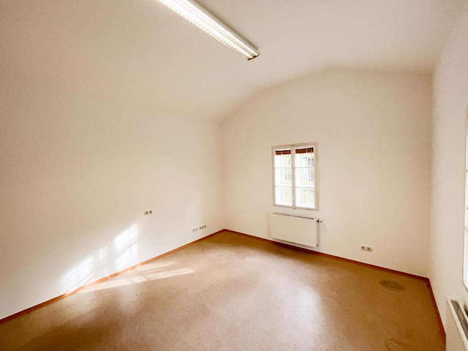 Riedenburg: Charmantes Büro in Altstadtnähe – Ideal für kreative Köpfe und kleine Unternehmen!