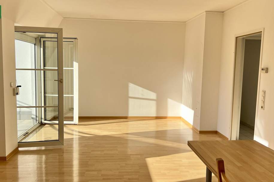 Gute DG Wohnung, 50m² in Baden, bei LKH – Balkon &amp; großer Keller mit ca. 14m² - nur 198.000€! (Kfz-Stellplatz extra), Wohnung-kauf, 198.800,€, 2500 Baden