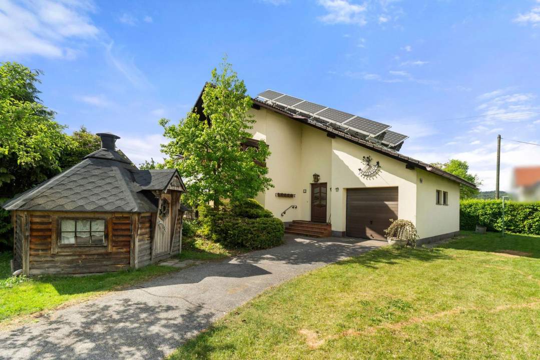 Sanierungsbedürftiges Einfamilienhaus mit Entwicklungspotenzial und großem Grundstück in begehrter Lage in Klagenfurt