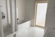 Charmante Wohnung mit schönen alten Fischgrät-Parkett – Top Preis! Top Eckzinshaus