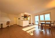 Lichtdurchflutete Dachgeschosswohnung ohne Dachschrägen mit großzügigem Wohnbereich und Südbalkon mit Weitblick !