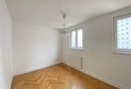 4 ZIMMER, 2 TERRASSEN, ZENTRALE LAGE mit FERNBLICK!!