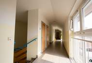 Sonnige Wohnung mit schöner Raumaufteilung, Balkon, 2 Parkplätze