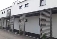 Attraktive, neuwertige Eigentumswohnung mit Balkon - Komfort &amp; Stil inklusive!