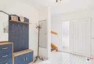 Einzugsbereites Haus mit großer Garage und großem Grundstück