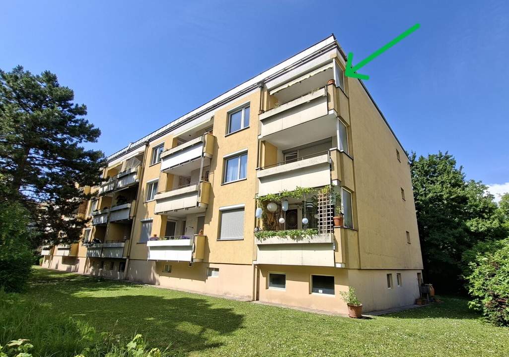 3-Zimmer-Wohnung mit Loggia &amp; Stellplatz in Grünruhelage
