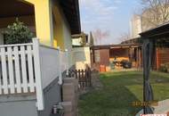 Traumhafter Bungalow vollunterkellert mit Fitness und Kino, perfekt und gepflegt mit wunderbaren Garten