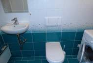 BUNGALOW INMITTEN DER VEGETATION IN RUHELAGE