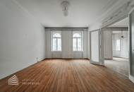 Renovierungsbedürftige 4,5-Zimmer Wohnung in zentraler Lage