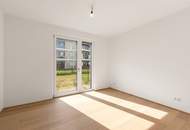 Von der Sonne geküsst im 149m² Eigengarten! Genießen Sie Annehmlichkeiten wie Sauna, Badesteg, Spa!