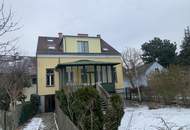 Doppelhaushälfte mit Garten im Jugendstilhaus