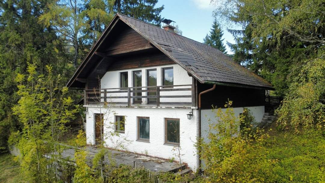 Sanierungsbedürftiges Eigenheim mit sensationellem Ausblick in die Berge