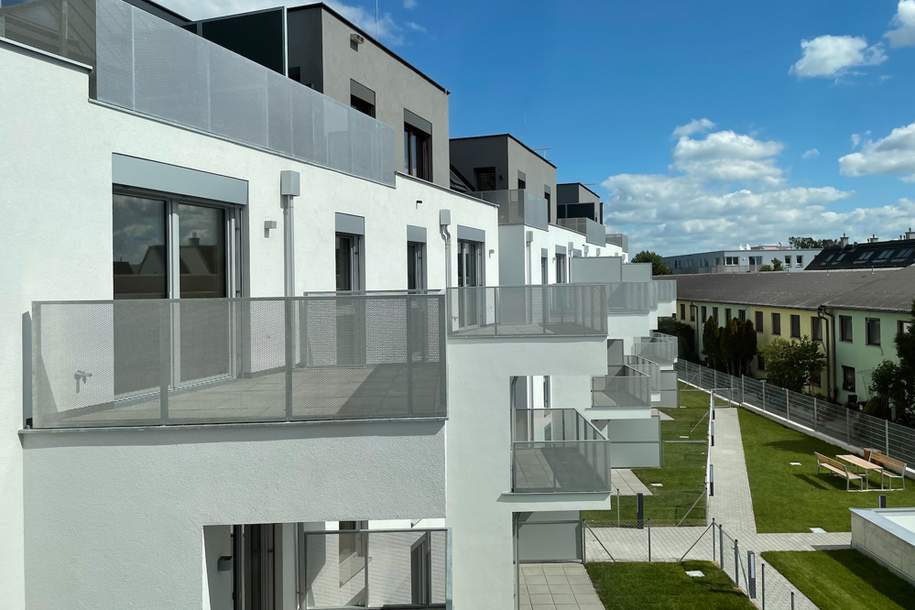 AB AUGUST: TRAUMHAFTE DACHGESCHOSS-WOHNUNG - OFFENE WOHNKÜCHE - BLICK IN DEN INNENHOF - TOP NEUBAU, Wohnung-miete, 899,00,€, 1220 Wien 22., Donaustadt