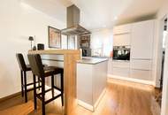 Traumhaftes EFH mit Pool und Garage auf großem Grundstück