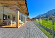 Haus mit zwei Wohnungen auf ca. 820 m² Traumgrundstück mit Berg & Flussblick