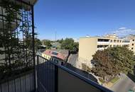 Stützkühlung für angenehmes Raumklima I Attraktive 2-Zimmer-Wohnung mit Balkon | 1 Gehminute zur U3