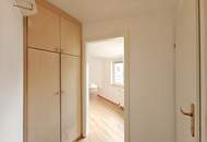 Neustiftgasse: Herrliche Dachterrassenwohnung + Stilaltbau + Überwiegende Süd-West-Ausrichtung + WG-Geeignet