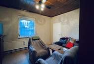 Kleines Haus mit großem Grundstück