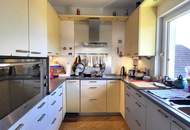 ELITÄRES, BARRIEREFREIES HAUS MIT PERSONENLIFT IN SCHÖNER ZENTRALER AUSSICHTSLAGE