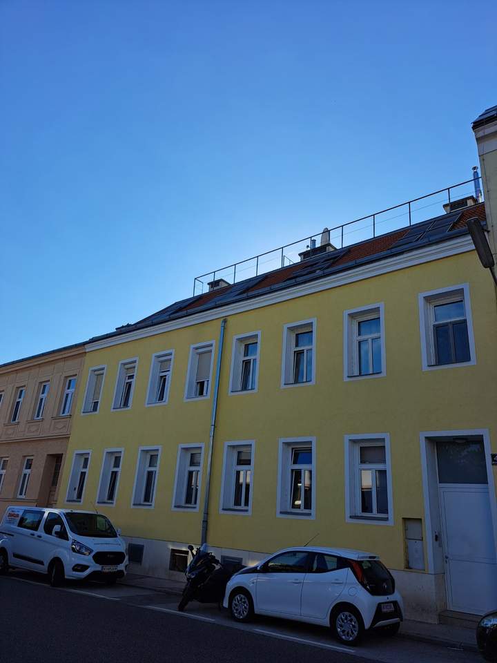 Kleines Zinshaus in Oberlaa