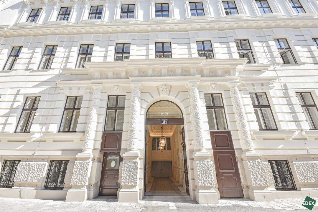 Erstbezug nach Sanierung: Wunderschönes Altbau-Büro im 1010