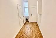 Preisreduktion! **Bestlage im Botschaftsviertel und neben Arenbergpark** Absolute Hof-Ruhelage mit Blick ins Grüne + Frisch renoviert + Traumhaft schönes Altbauhaus + Klassische Altbauwohnung