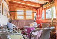 Ihre Lebenschance: Charmantes Zweifamilienhaus mit Pool & Gartenparadies!