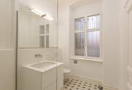 Laurentiusplatz - Erstbezug nach Generalsanierung, zentraler 5 Zimmer Altbau