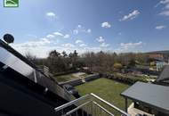 Elegant Wohnen im Grünen! Großzügige Doppelhaushälfte mit Terrassen, Garten und 2 Parkplätzen.