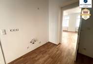 Lieber Erstbezug mit eigenem Balkon über den Gang