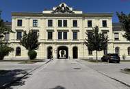 DRAGONER HÖFE: Büro-/Atelier-/Ordi-/Geschäftsfläche exklusiv u. einzigartig - Gewölbe, Granitsäulen, beeindruckende Raumhöhe...- weitreichender Gestaltungsfreiraum in historischen Gemäuern - optionale Lagerfläche mit 27 m²