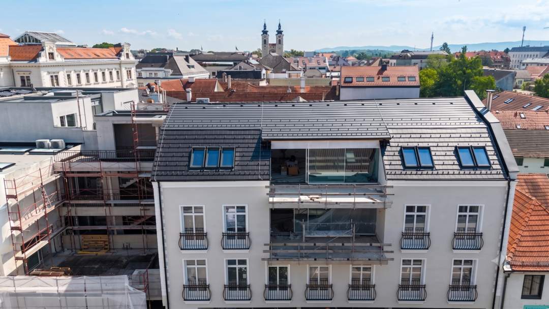 Exklusive Stadtwohnung beim Hauptplatz / großer Balkon / Neubau-Erstbezug / KFZ-Stellplatz
