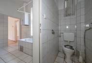 ++KLNB121++ Renovation Opportunity: 2-Room Apartment in Prime Location with Airbnb Potential