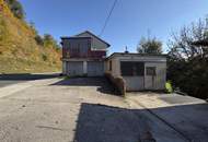 Renovierungsbedürftiges Haus mit herrlichem Garten