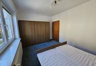Großzügiges Zweifamilienhaus in ländlicher Gegend