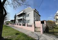 Miethaus mit 9 Wohnungen, Gemeinschaftsgarten und Carports